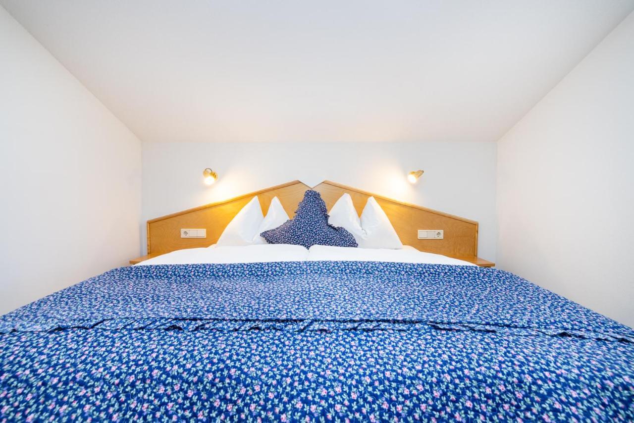Michis Aparthotel ฟลาคเฮา ภายนอก รูปภาพ