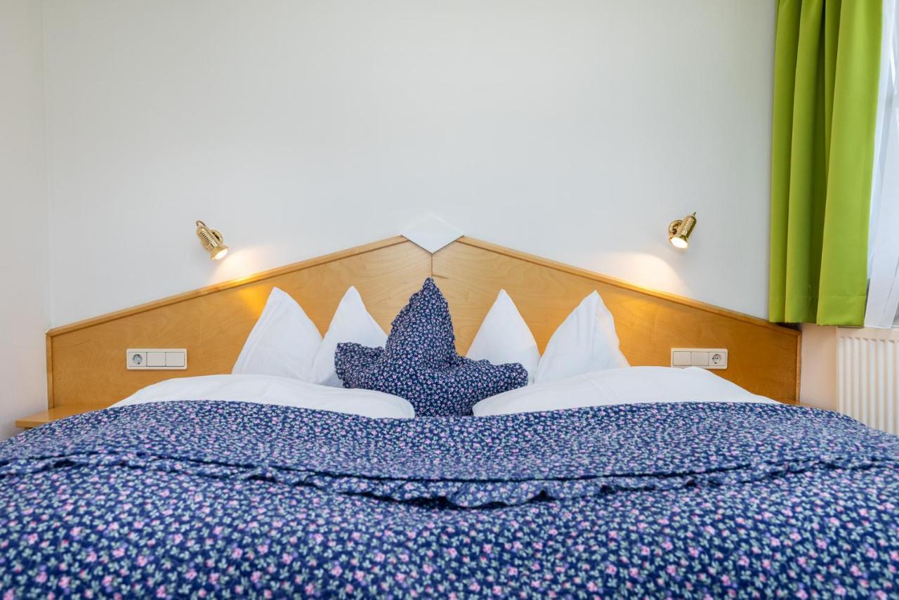 Michis Aparthotel ฟลาคเฮา ภายนอก รูปภาพ